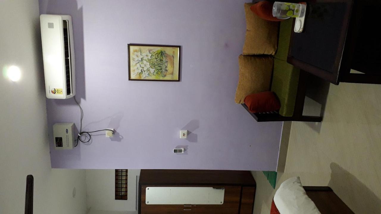Dream Homestay กูวาฮาติ ภายนอก รูปภาพ