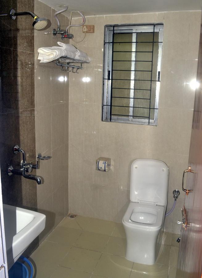 Dream Homestay กูวาฮาติ ภายนอก รูปภาพ