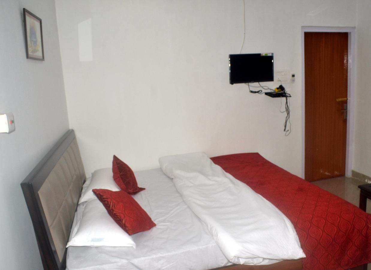 Dream Homestay กูวาฮาติ ภายนอก รูปภาพ