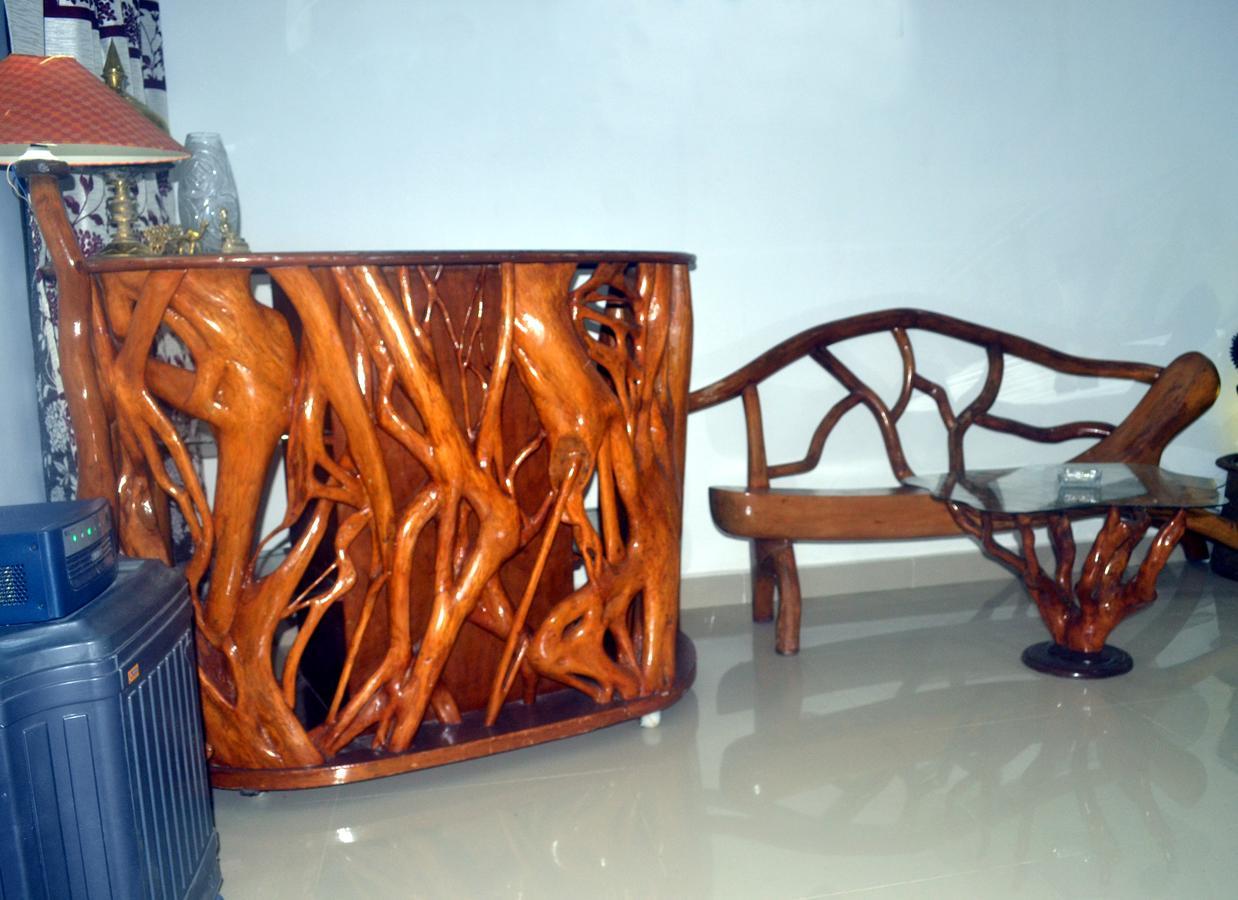 Dream Homestay กูวาฮาติ ภายนอก รูปภาพ