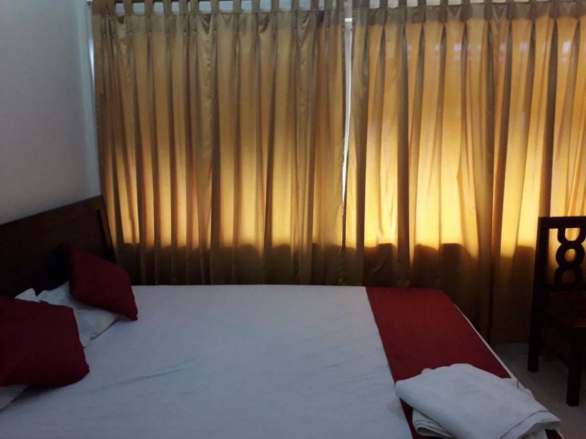 Dream Homestay กูวาฮาติ ภายนอก รูปภาพ